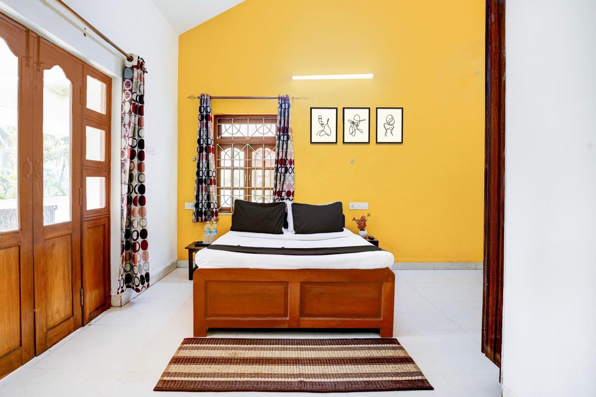 Oyo Flagship Triple Beach Guest House Benaulim Exterior foto