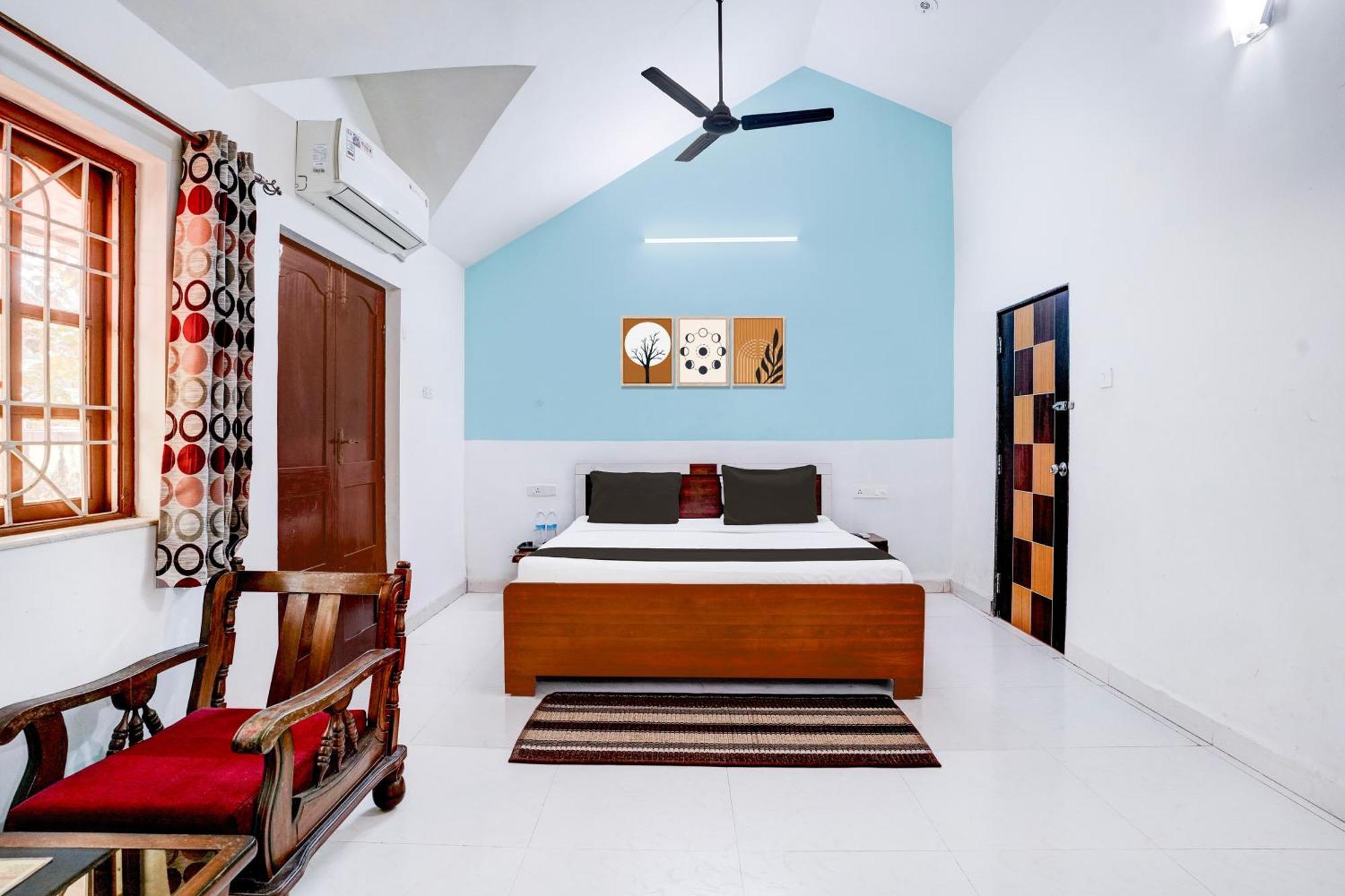 Oyo Flagship Triple Beach Guest House Benaulim Exterior foto
